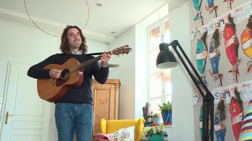 À Toulouse, une salle de concert livre des chansons à domicile