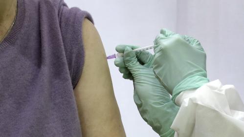 Covid-19 : les salariés vont pouvoir se faire vacciner sur leur lieu de travail