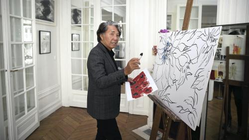 La collection d'art et le mobilier de l'appartement du créateur japonais Kenzo Takada vendus aux enchères en mai