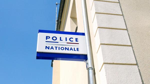 Sarcelles : le commissariat attaqué au mortier d'artifice par une trentaine de personnes