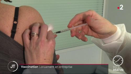 Covid-19 : la vaccination peut aussi se faire via les médecins du travail