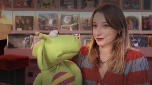 Culture : Capucine, 22 ans, une jeune ventriloque prometteuse