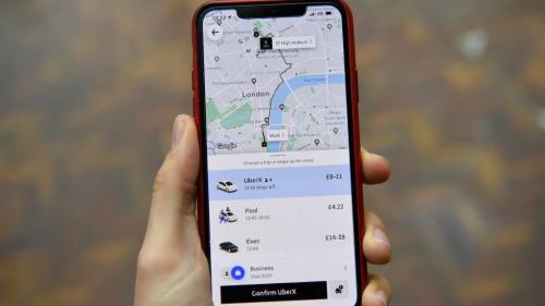 Uber reconnaît aux chauffeurs britanniques un statut de travailleur salarié, une première mondiale