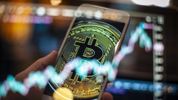 Nouveau monde. Un possesseur de bitcoins ruiné à cause d'une fausse application iPhone