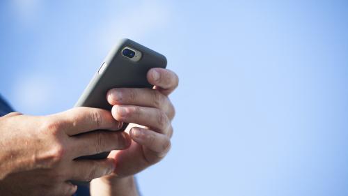 Le smartphone, support préféré des Français pour la lecture de livres électroniques