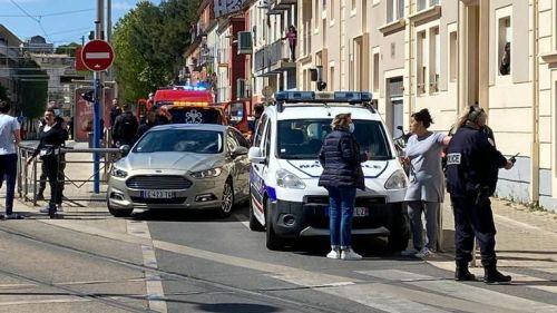 Montpellier : un homme blessé par balles dans le quartier des Beaux-Arts, un véhicule en fuite