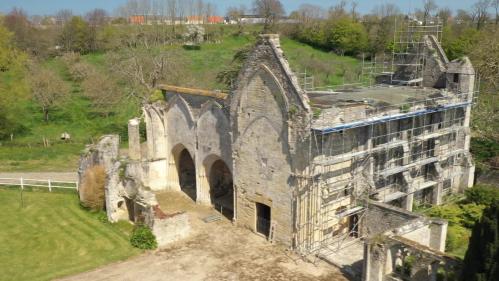 Loto du Patrimoine : deux ans après sa sélection, l'Abbaye de Longues-sur-Mer dans le Calvados va être rénovée