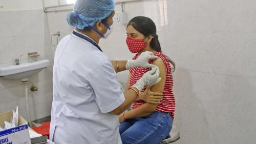 DIRECT. Covid-19 : en Inde, 6,7 milliards de financement débloqués pour les vaccins et le secteur de la santé