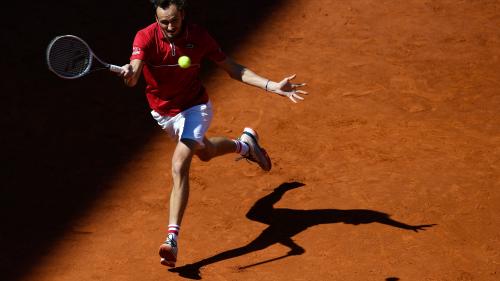 Masters 1000 de Madrid : Medvedev se fait peur, Karatsev enchaîne, Bencic sortie... ce qu'il faut retenir de la troisième journée