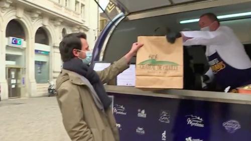 Précarité étudiante : un foodtruck vend des menus de chefs renommés à 4 euros