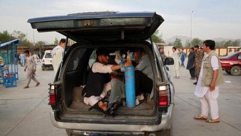 Afghanistan : un attentat fait 50 morts devant une école de Kaboul