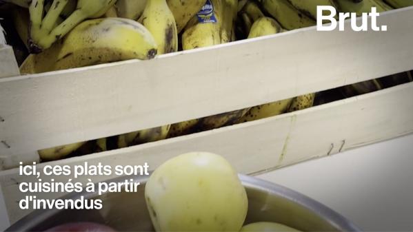 VIDEO. À Lyon, des voisins cuisinent ensemble avec des invendus alimentaires