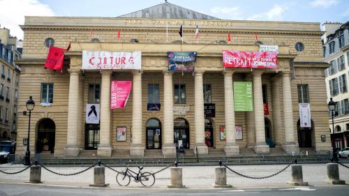 Intermittents : le directeur du théâtre de l'Odéon demande la fin de l'occupation de son établissement