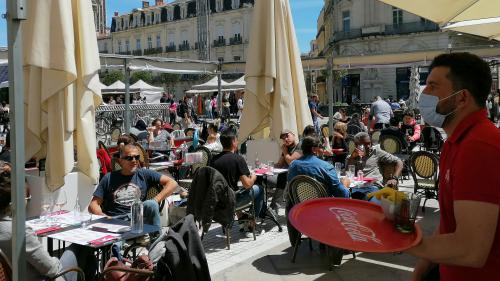 Covid-19 : six personnes sur dix pensent que la France va réussir son déconfinement, selon notre sondage