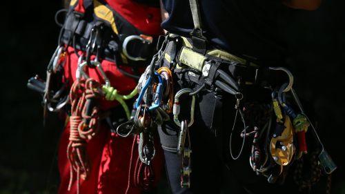 Montrond-le-Château : un spéléologue blessé ramené à la surface après 12 heures sous terre