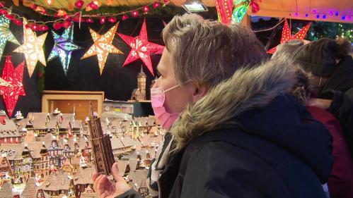 Alsace : à Obernai, le marché de Noël bat son plein