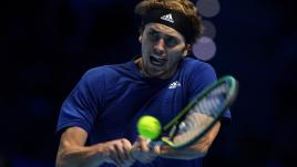 ATP Finals : Alexander Zverev prend le dessus sur Novak Djokovic et file en finale