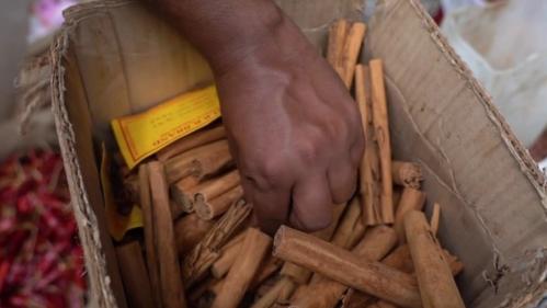 Gastronomie : la cannelle, l'épice précieuse du Sri Lanka