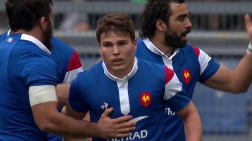 Rugby : Antoine Dupont, l'incontournable du XV de France