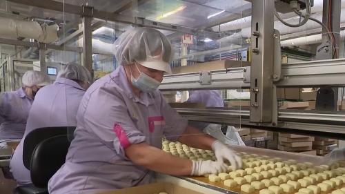 Noël : les dessous de fabrication du chocolat, incontournable du réveillon