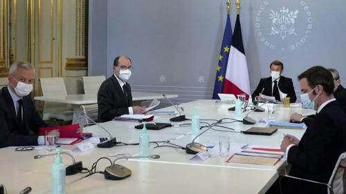 Omicron : quelles pistes à l'étude du gouvernement ?