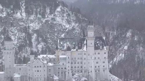 Allemagne : le château de Neuschwanstein, une perle au coeur des montagnes de Bavière