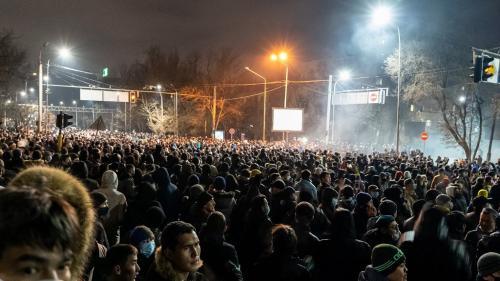 Manifestations au Kazakhstan : le président limoge son gouvernement