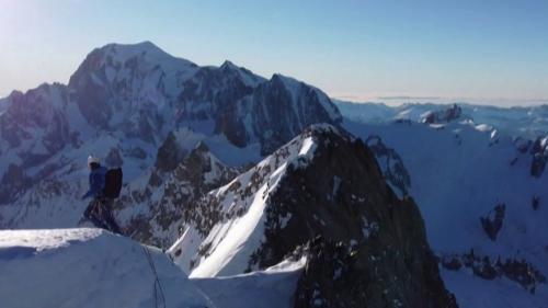 Mont-Blanc : l'alpiniste Charles Dubouloz réalise un exploit en solitaire