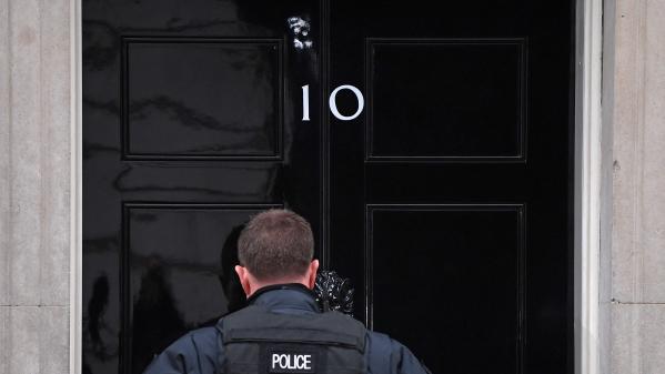 Fêtes à Downing Street : vingt amendes infligées par la police londonienne