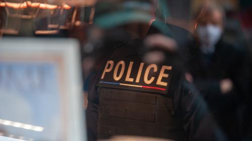 L'image des policiers s'est dégradée auprès d'une partie de la population pendant le quinquennat d'Emmanuel Macron, selon le Cevipof