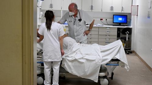 Santé : près de deux Français sur trois considèrent que l'hôpital public est dans 