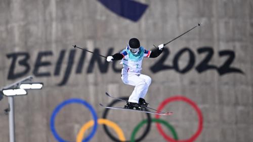 JO 2022 : Tess Ledeux remporte l'argent, Alexis Pinturault termine onzième