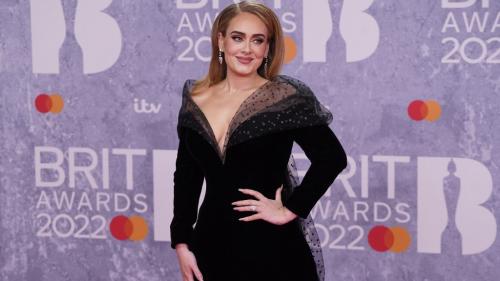 La chanteuse Adele rafle la mise aux Brit Awards, pour la première fois sans catégories genrées