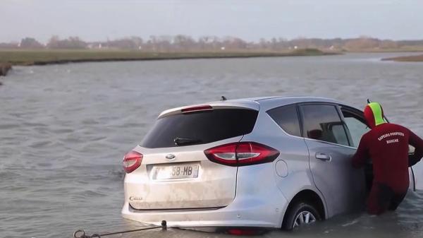 Tempête Franklin : un couple de septuagénaires meurt noyé dans sa voiture