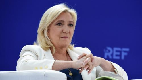 Présidentielle : Marine Le Pen et Eric Zemmour reportent leurs déplacements pour se consacrer à la recherche des parrainages