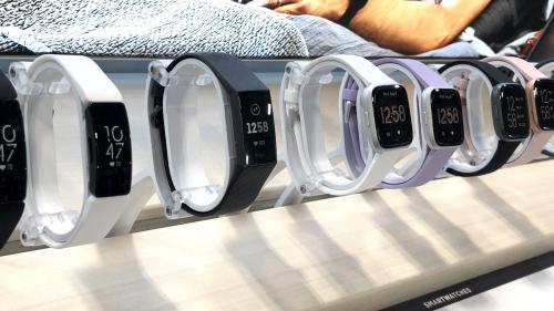 La marque Fitbit rappelle 1,7 million de montres connectées présentant des risques de brûlure