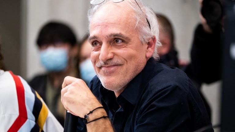 Philippe Poutou, candidat du NPA à l\'élection présidentielle, lors d\'un meeting à Toulouse (Haute-Garonne), le 23 novembre 2021.