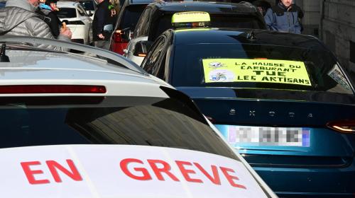 Prix des carburants : la Fédération nationale du taxi prévient que les blocages sont 