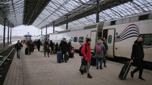 Guerre en Ukraine : la Finlande interrompt les derniers trains entre la Russie et l'UE