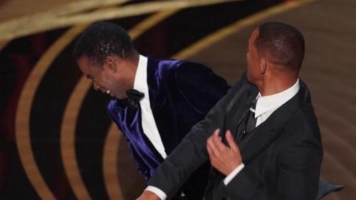 Oscars 2022 : Will Smith gifle le présentateur en pleine cérémonie