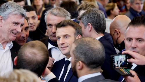 Déplacements en province, meeting à Paris : Emmanuel Macron un peu plus dans le costume du candidat