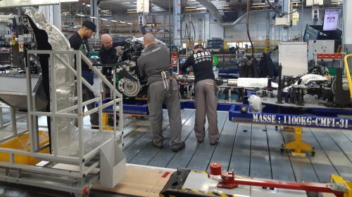 Automobile : l'usine Renault de Douai monte en puissance pour produire des voitures électriques