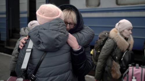 REPORTAGE. Guerre en Ukraine : à Lviv, dans le dernier train arrivé de Kramatorsk, les réfugiés redoutent 