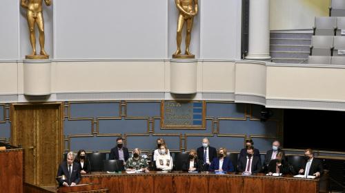 Guerre en Ukraine : le Parlement finlandais a commencé à débattre de l'adhésion à l'Otan