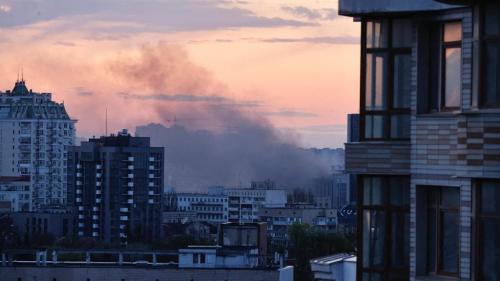 Guerre en Ukraine : ce que l'on sait des bombardements à Kiev