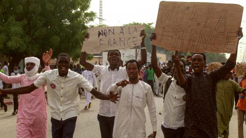 Tchad : plusieurs centaines de personnes manifestent contre la présence française