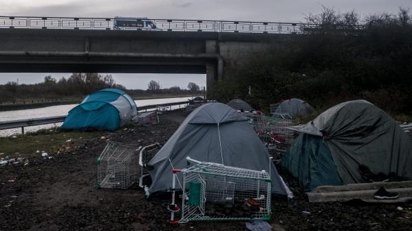 Nord : un homme tué par balle et un autre blessé près d'un camp de migrants