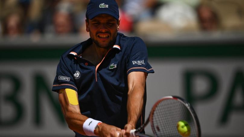 Roland-Garros 2022 : Gregoire Barrere s'incline après un combat en quatre sets contre John Isner