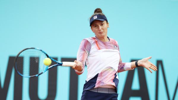 VIDEO. Roland-Garros 2022 : en colère, Irina-Camelia Begu jette sa raquette qui finit dans le public