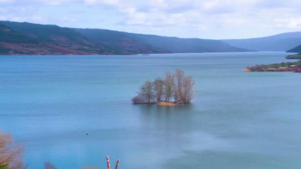 Hérault : le Lac du Salagou et ses 8 000 ans d'histoire